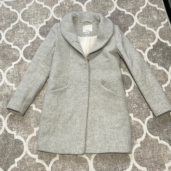 Aritzia coccon trench coat - Picture 1 of 5